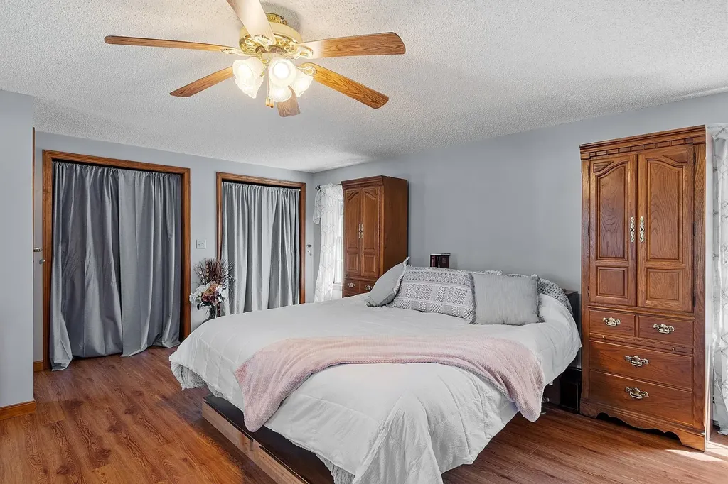 71 Mountain Road Deerfield NH 03037