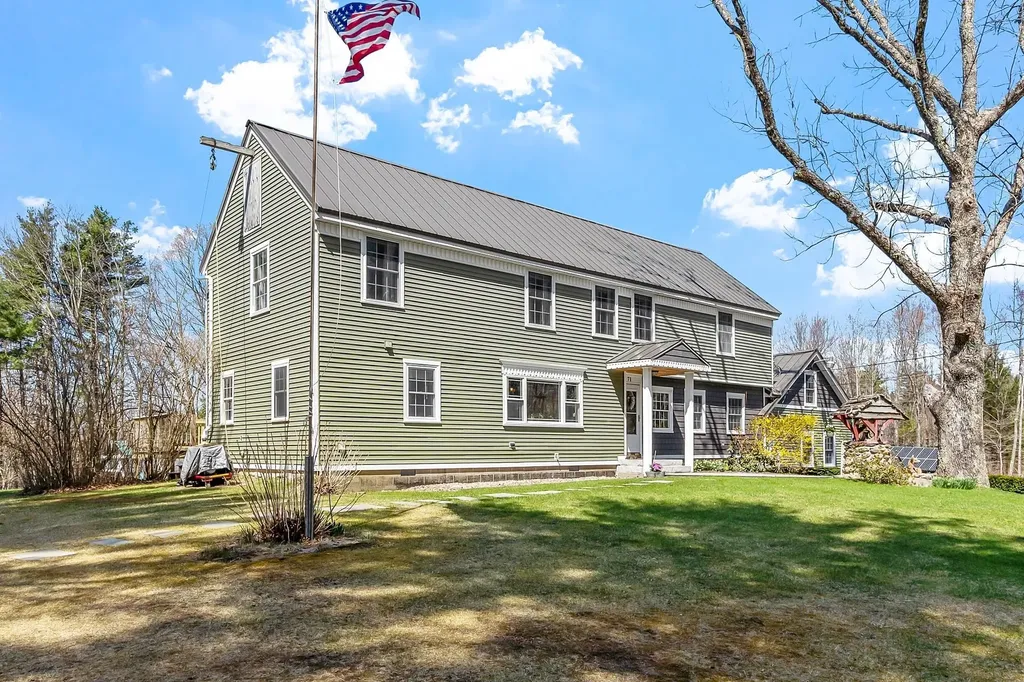 71 Mountain Road Deerfield NH 03037