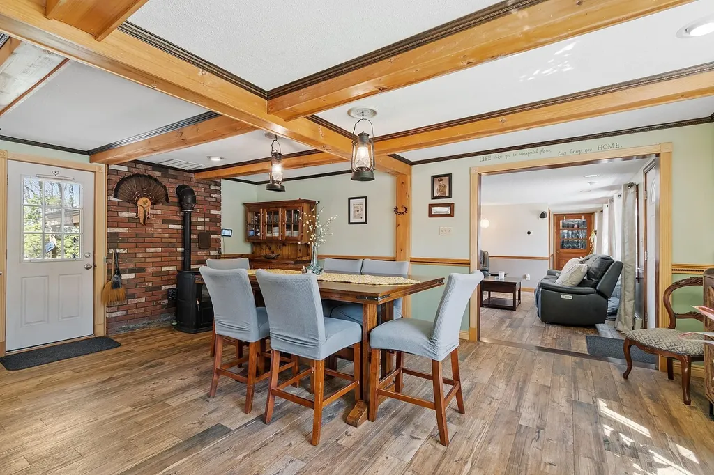 71 Mountain Road Deerfield NH 03037