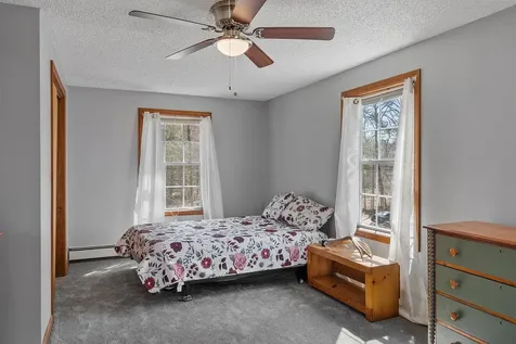 71 Mountain Road Deerfield NH 03037