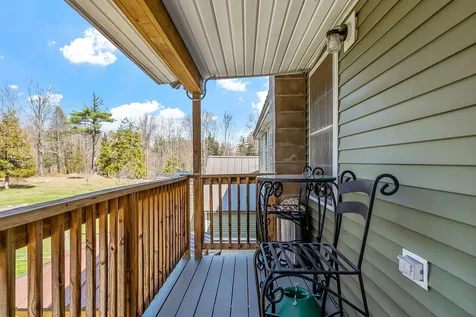 71 Mountain Road Deerfield NH 03037