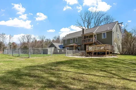 71 Mountain Road Deerfield NH 03037