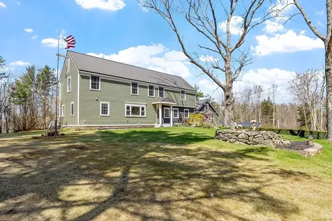 71 Mountain Road Deerfield NH 03037