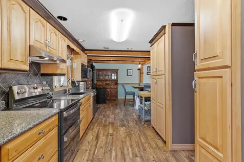 71 Mountain Road Deerfield NH 03037