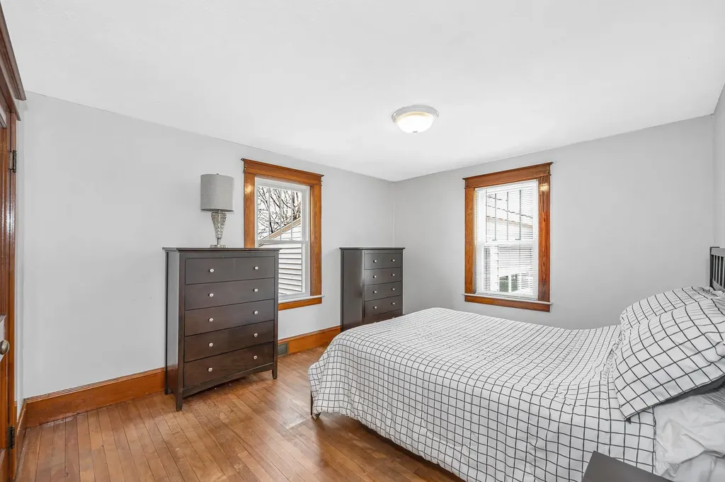 58 Bowers Street Nashua NH 03060-3905