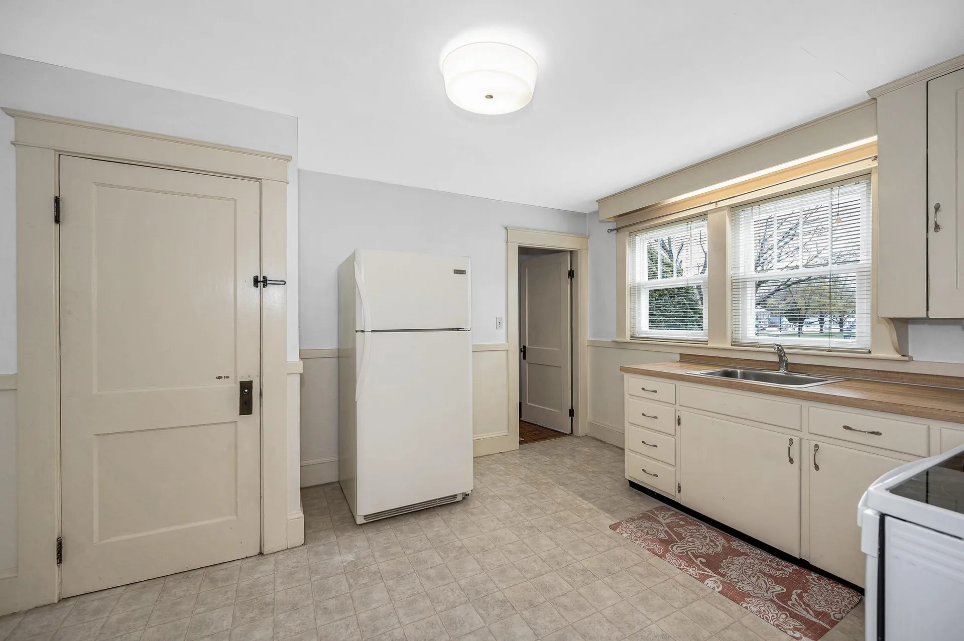 58 Bowers Street Nashua NH 03060-3905