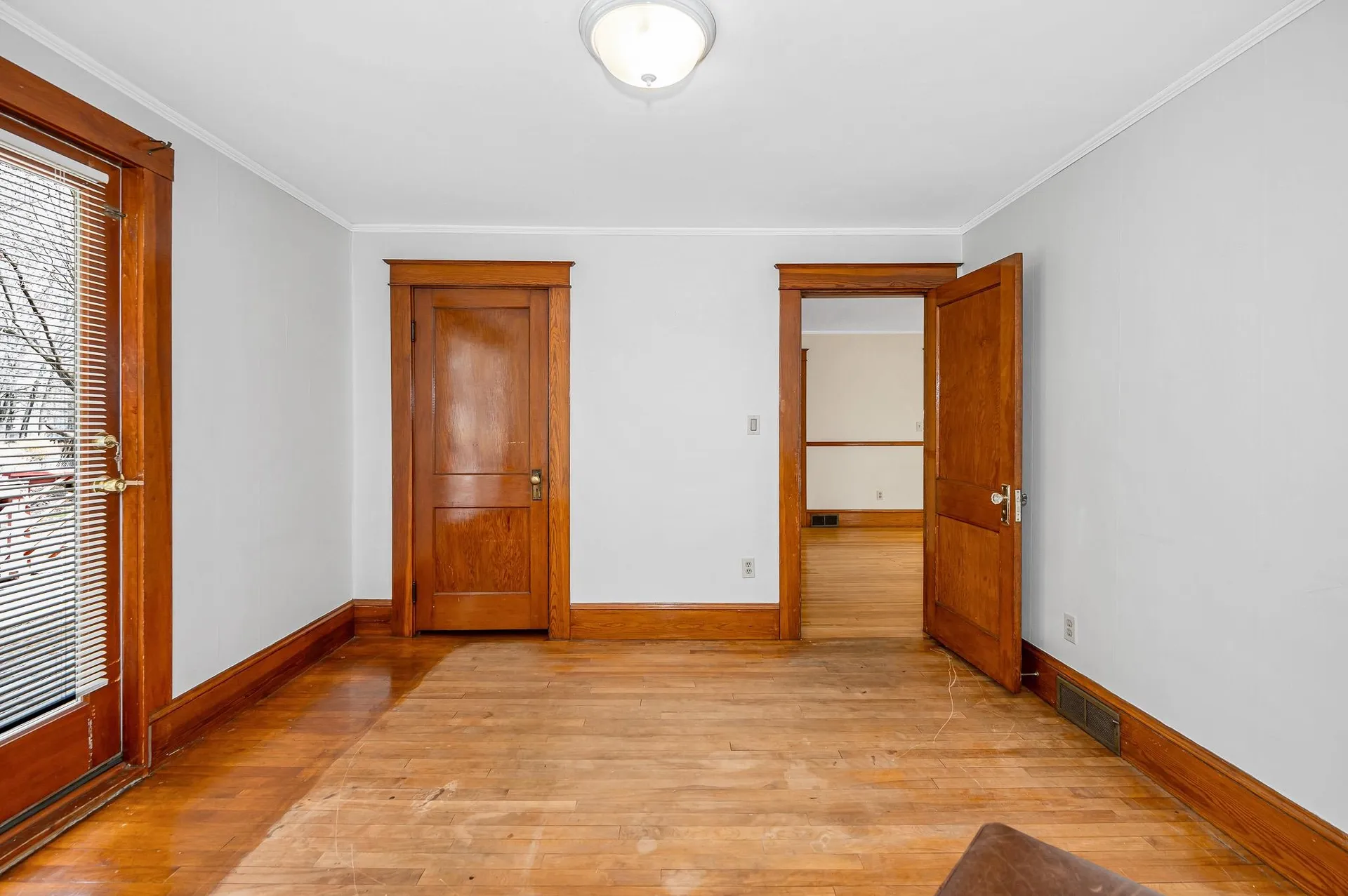 58 Bowers Street Nashua NH 03060-3905