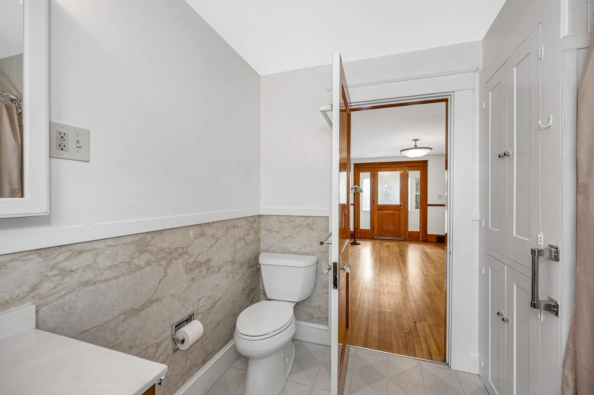 58 Bowers Street Nashua NH 03060-3905