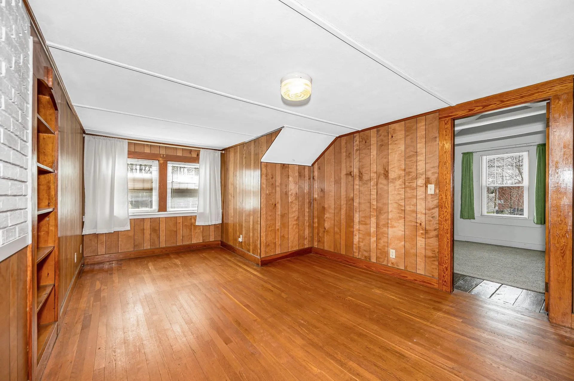 58 Bowers Street Nashua NH 03060-3905