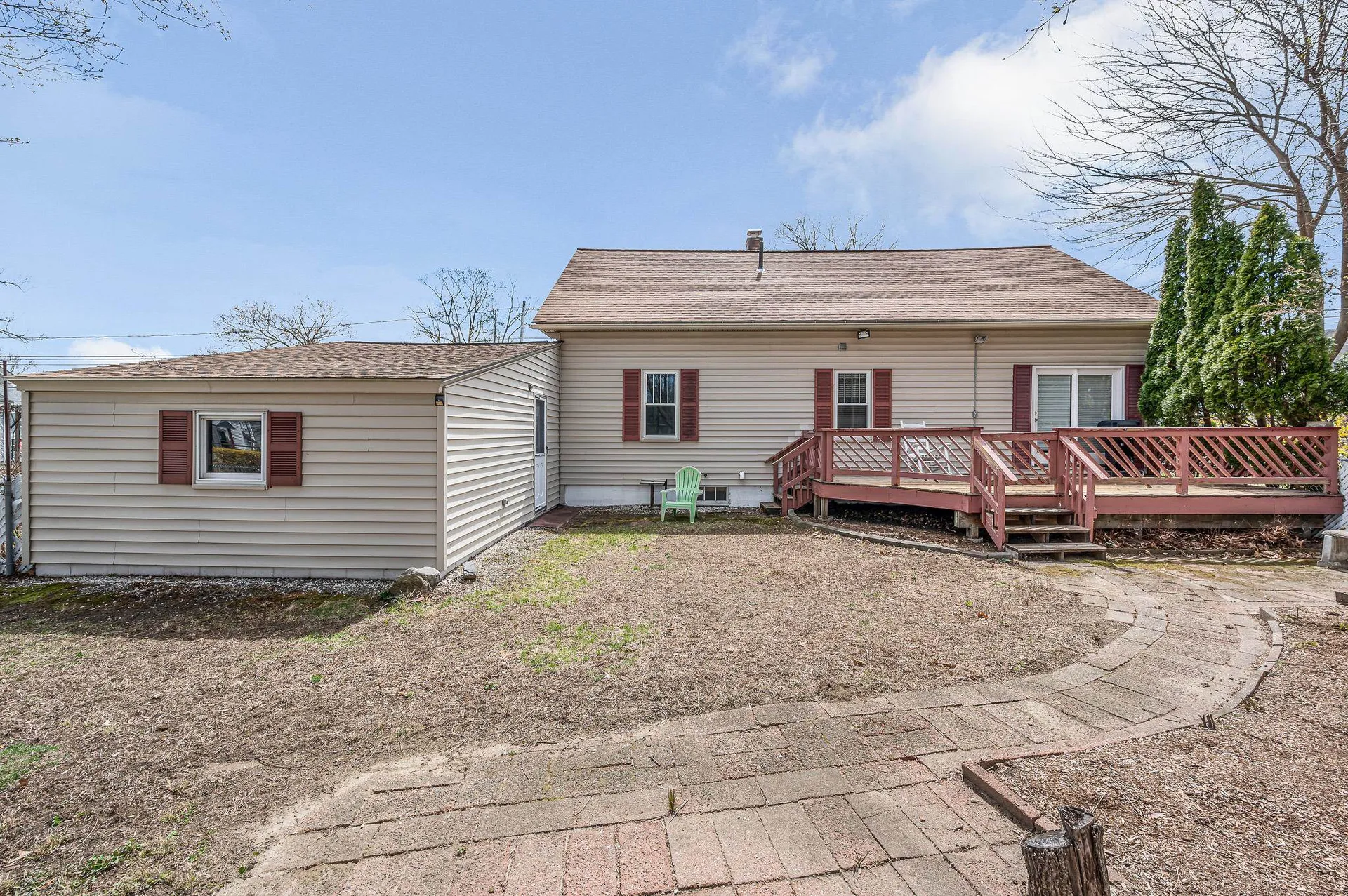 58 Bowers Street Nashua NH 03060-3905