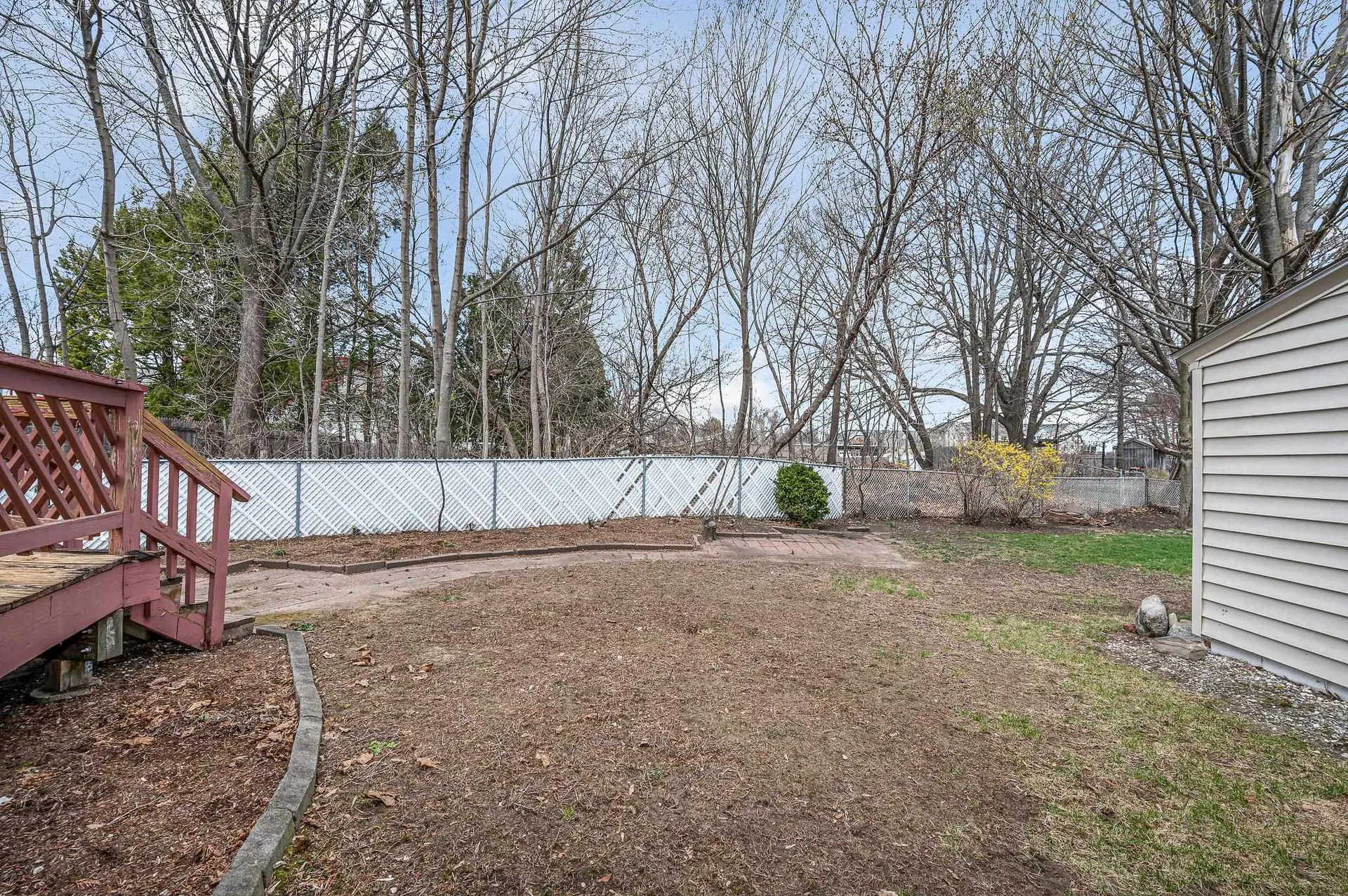 58 Bowers Street Nashua NH 03060-3905