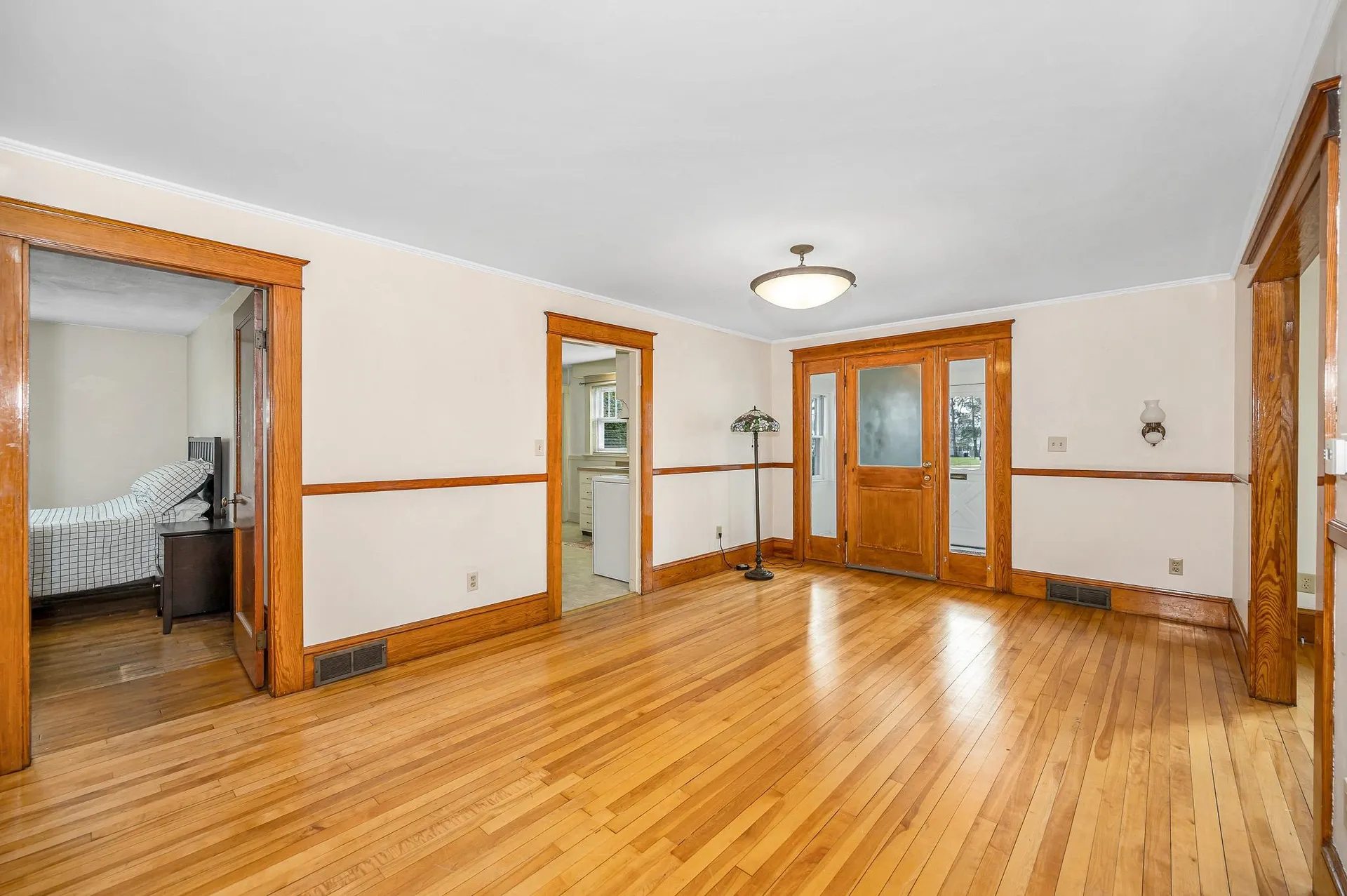 58 Bowers Street Nashua NH 03060-3905