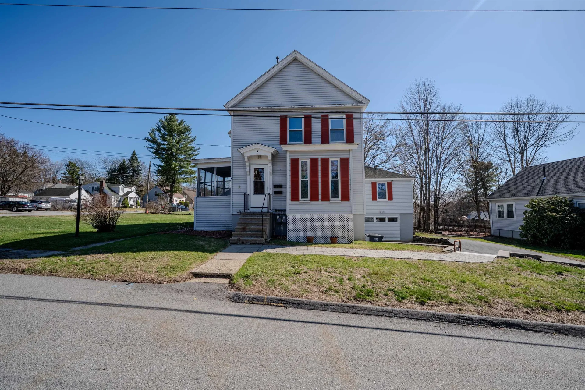 8 Stevens Street Nashua NH 03060