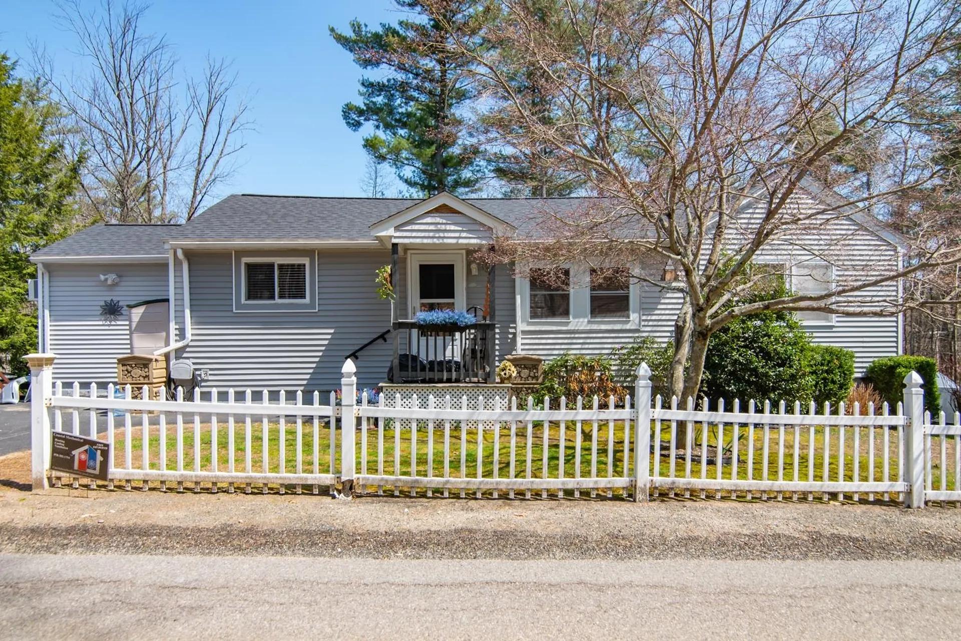 8 Cove Road Salem NH 03079