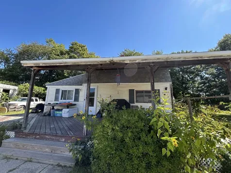 269 South Road Kensington NH 03833