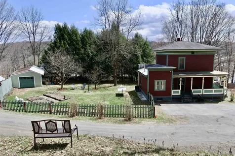 128 High Street Williamstown VT 05679