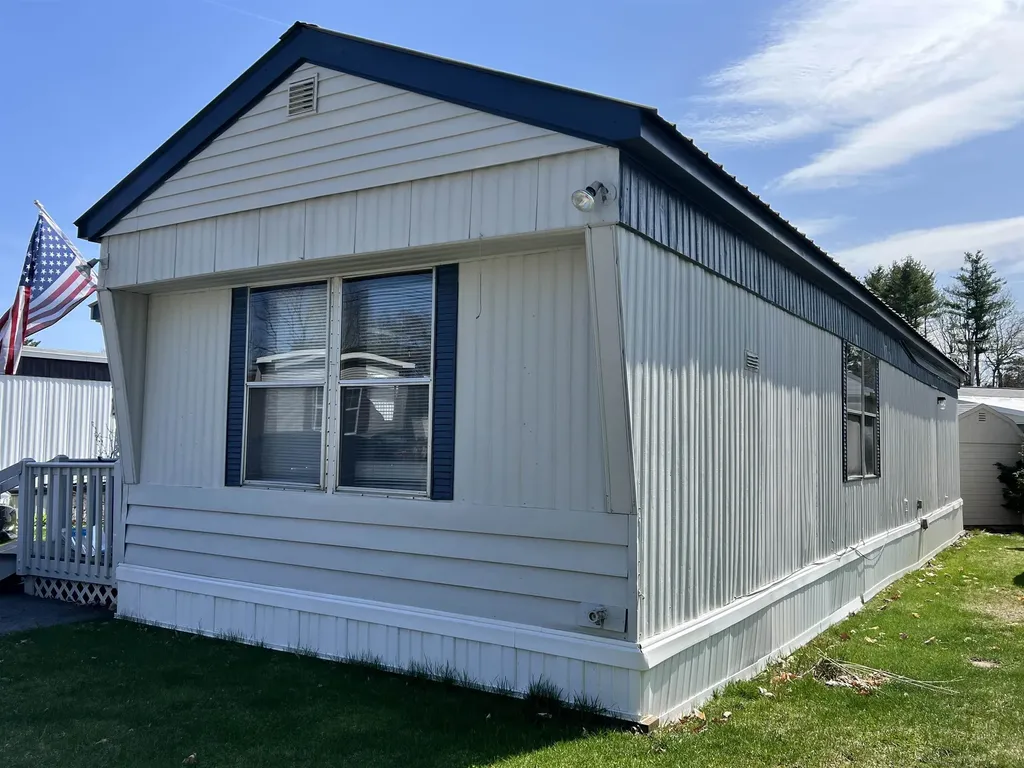 20 First Street Exeter NH 03833