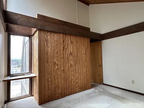 5 Snow Drift Lane Londonderry VT 05148