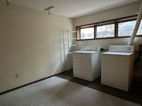 5 Snow Drift Lane Londonderry VT 05148