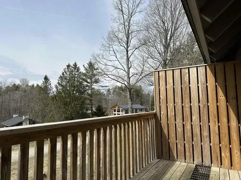 5 Snow Drift Lane Londonderry VT 05148