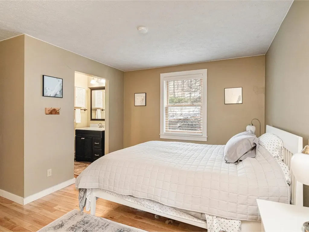 18 Warner Creek Underhill VT 05489