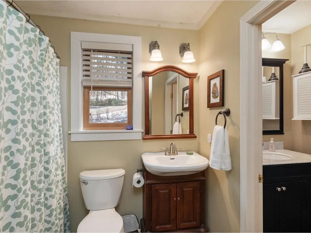 18 Warner Creek Underhill VT 05489