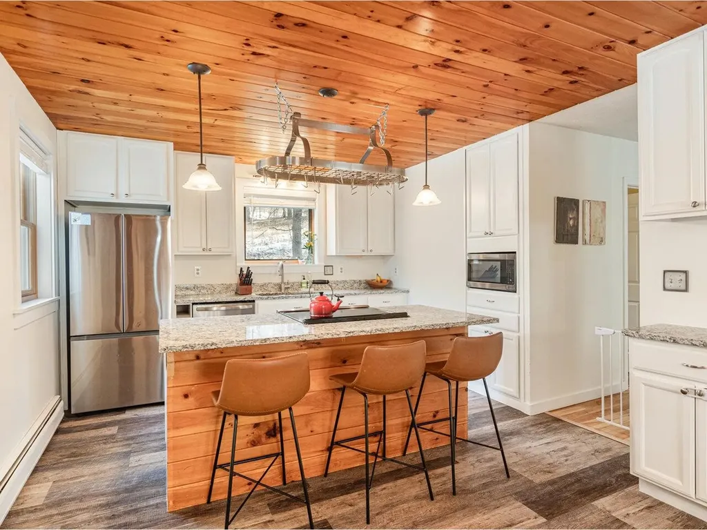 18 Warner Creek Underhill VT 05489