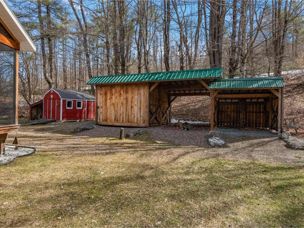 18 Warner Creek Underhill VT 05489