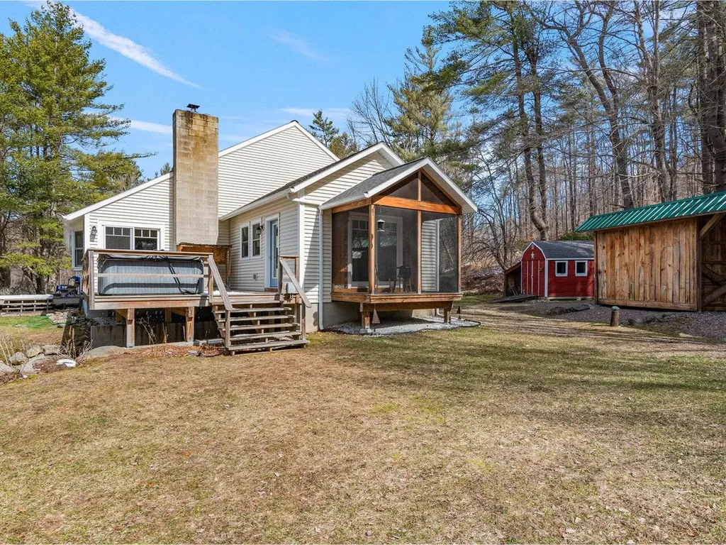 18 Warner Creek Underhill VT 05489