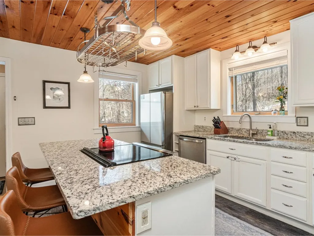 18 Warner Creek Underhill VT 05489