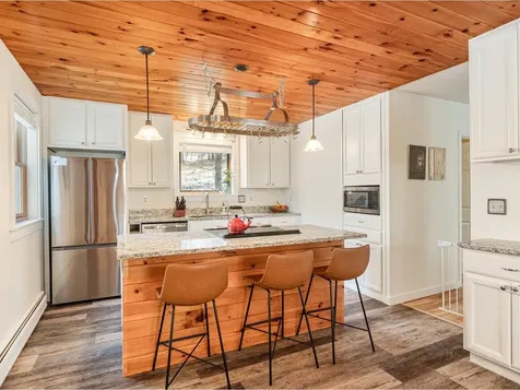 18 Warner Creek Underhill VT 05489