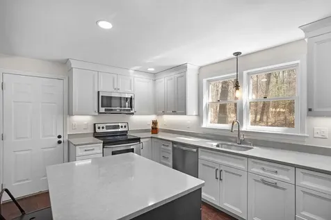 13 James Farm Road Lee NH 03861