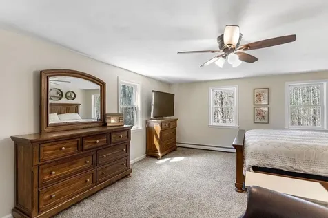 13 James Farm Road Lee NH 03861