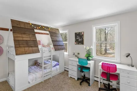 13 James Farm Road Lee NH 03861