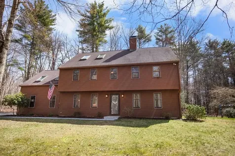 13 James Farm Road Lee NH 03861
