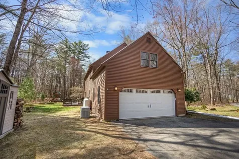 13 James Farm Road Lee NH 03861