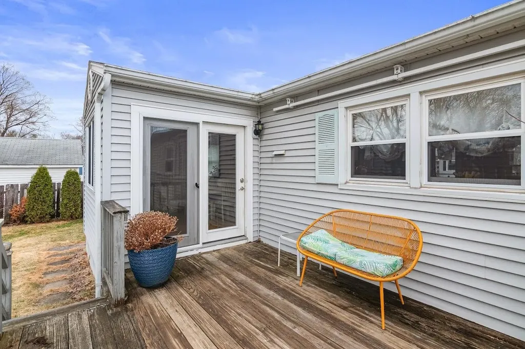 10 Seneca Avenue Essex Junction VT 05452