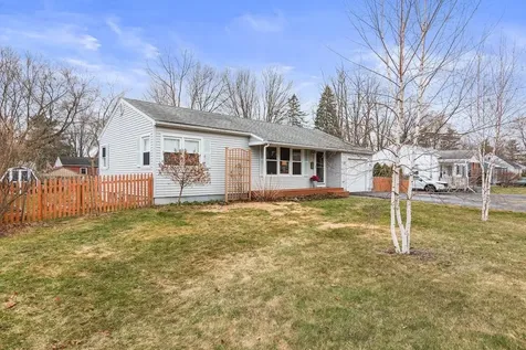 10 Seneca Avenue Essex Junction VT 05452