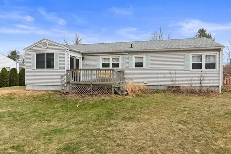 10 Seneca Avenue Essex Junction VT 05452