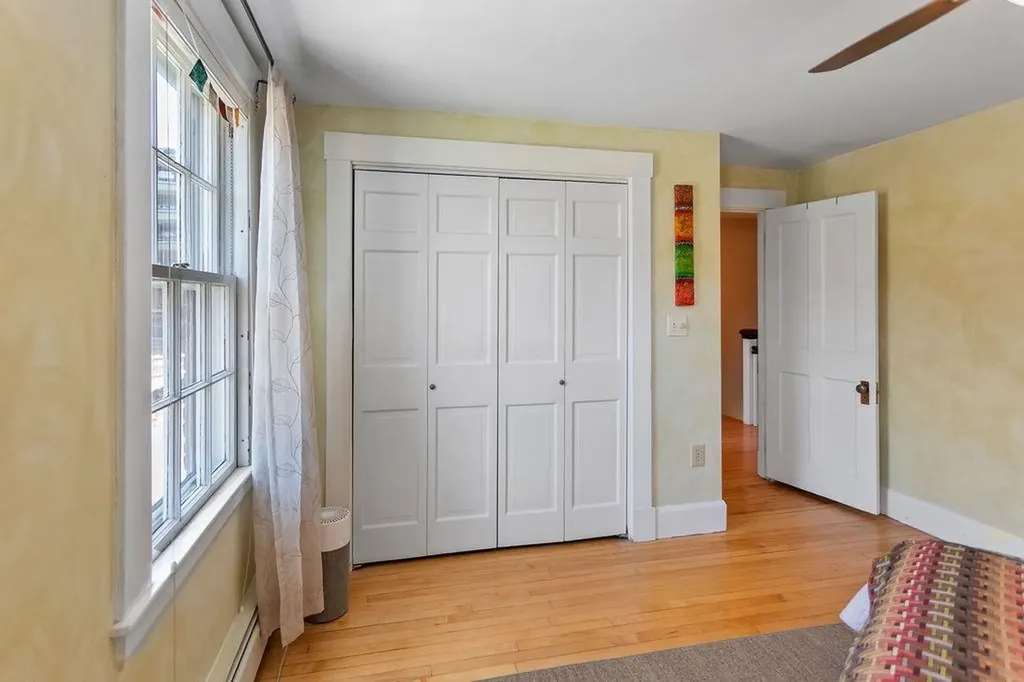 98 Hollis Street Manchester NH 03101