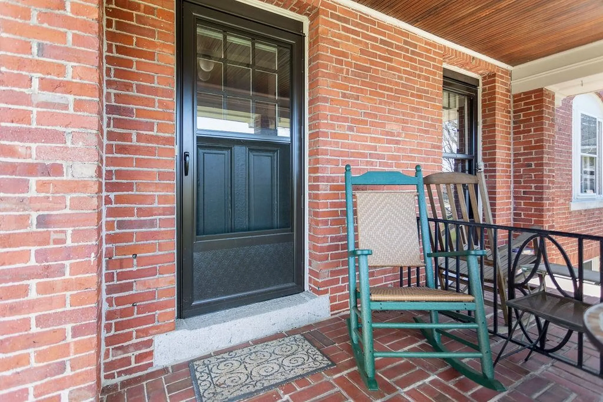 98 Hollis Street Manchester NH 03101