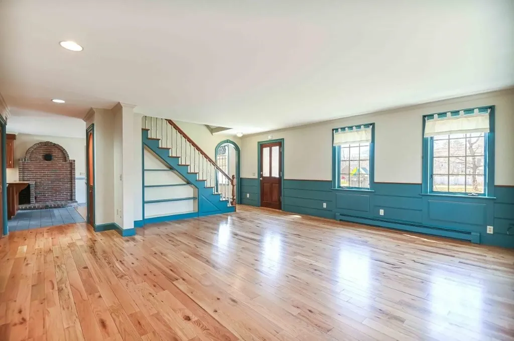 4 Hemming Way York ME 03909