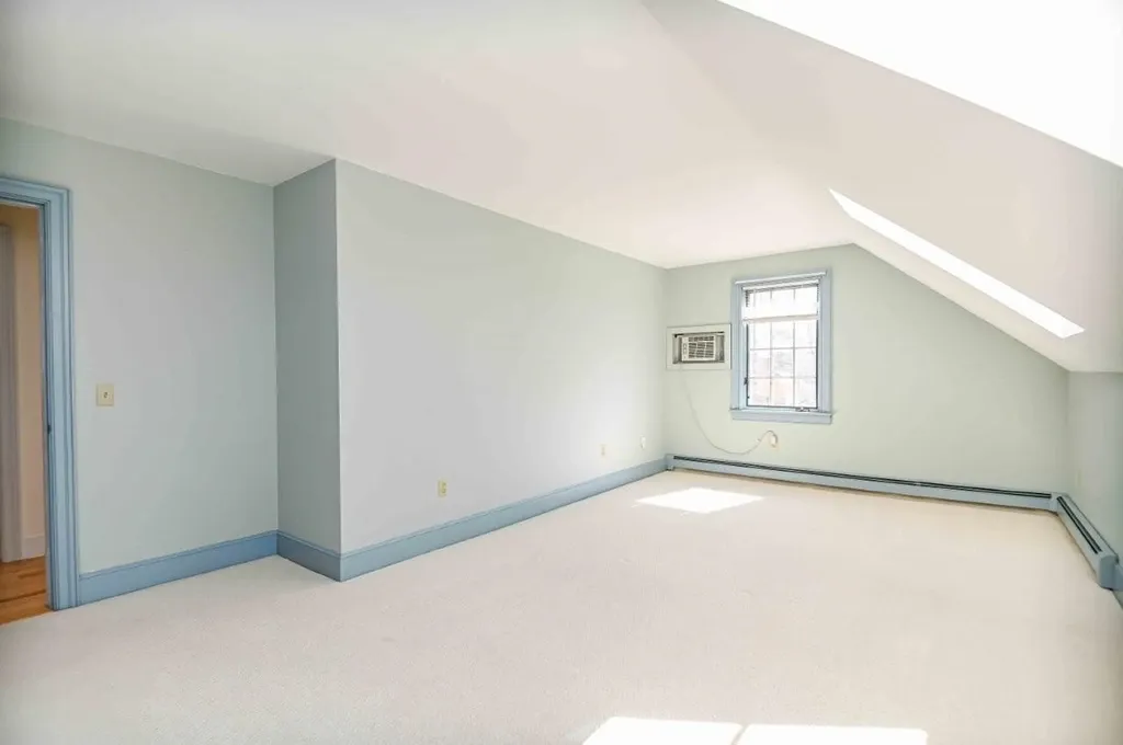 4 Hemming Way York ME 03909