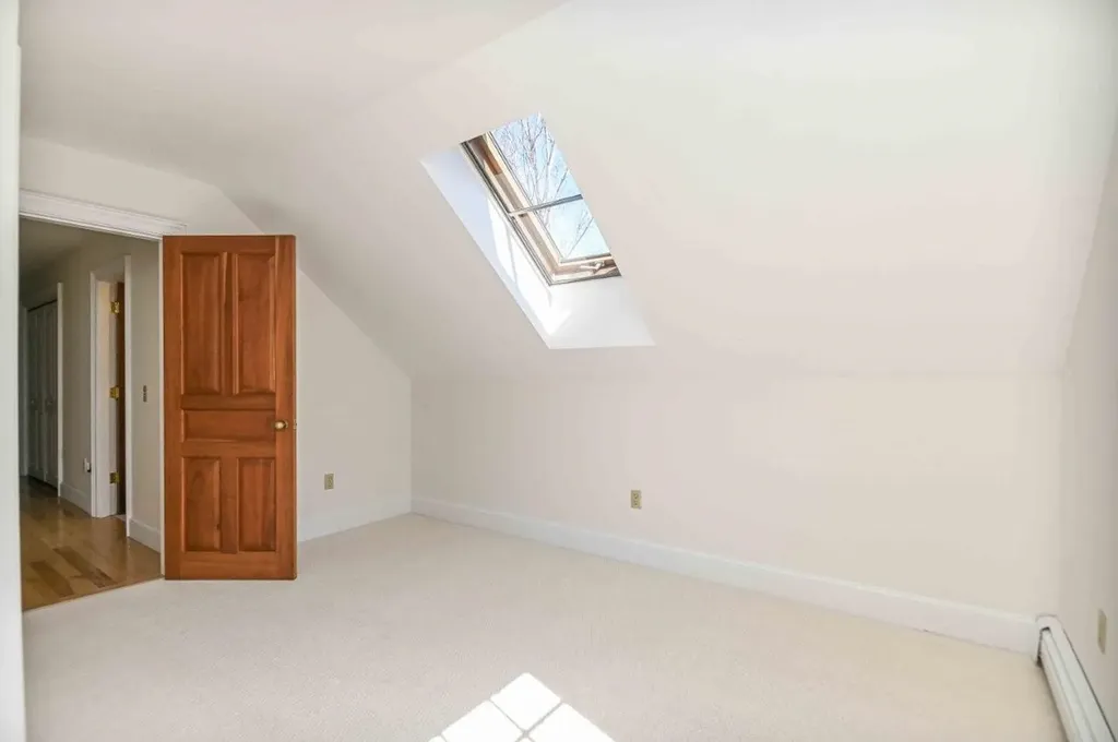 4 Hemming Way York ME 03909