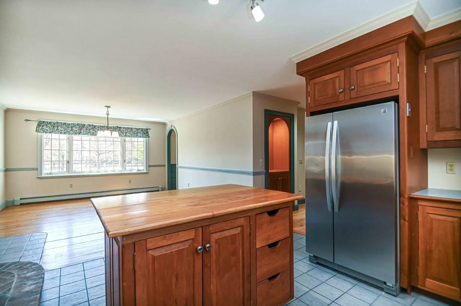 4 Hemming Way York ME 03909