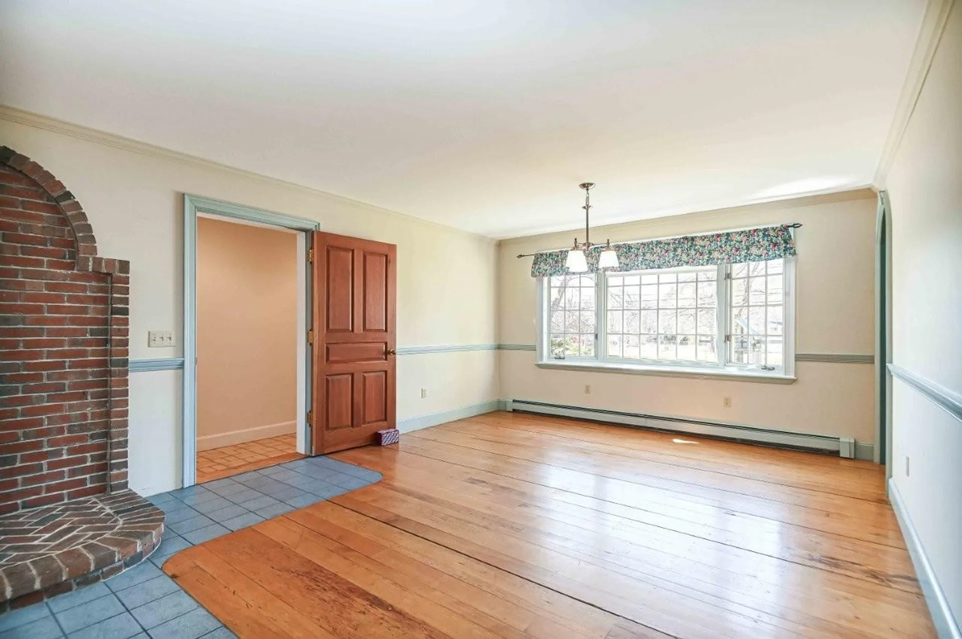 4 Hemming Way York ME 03909