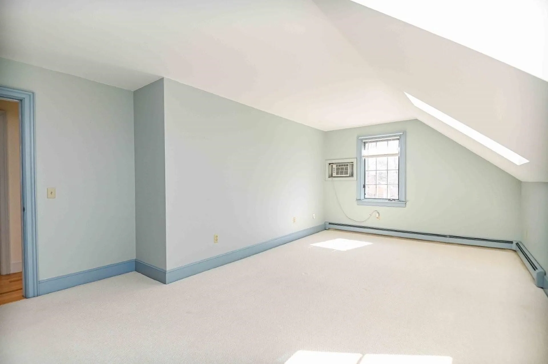 4 Hemming Way York ME 03909