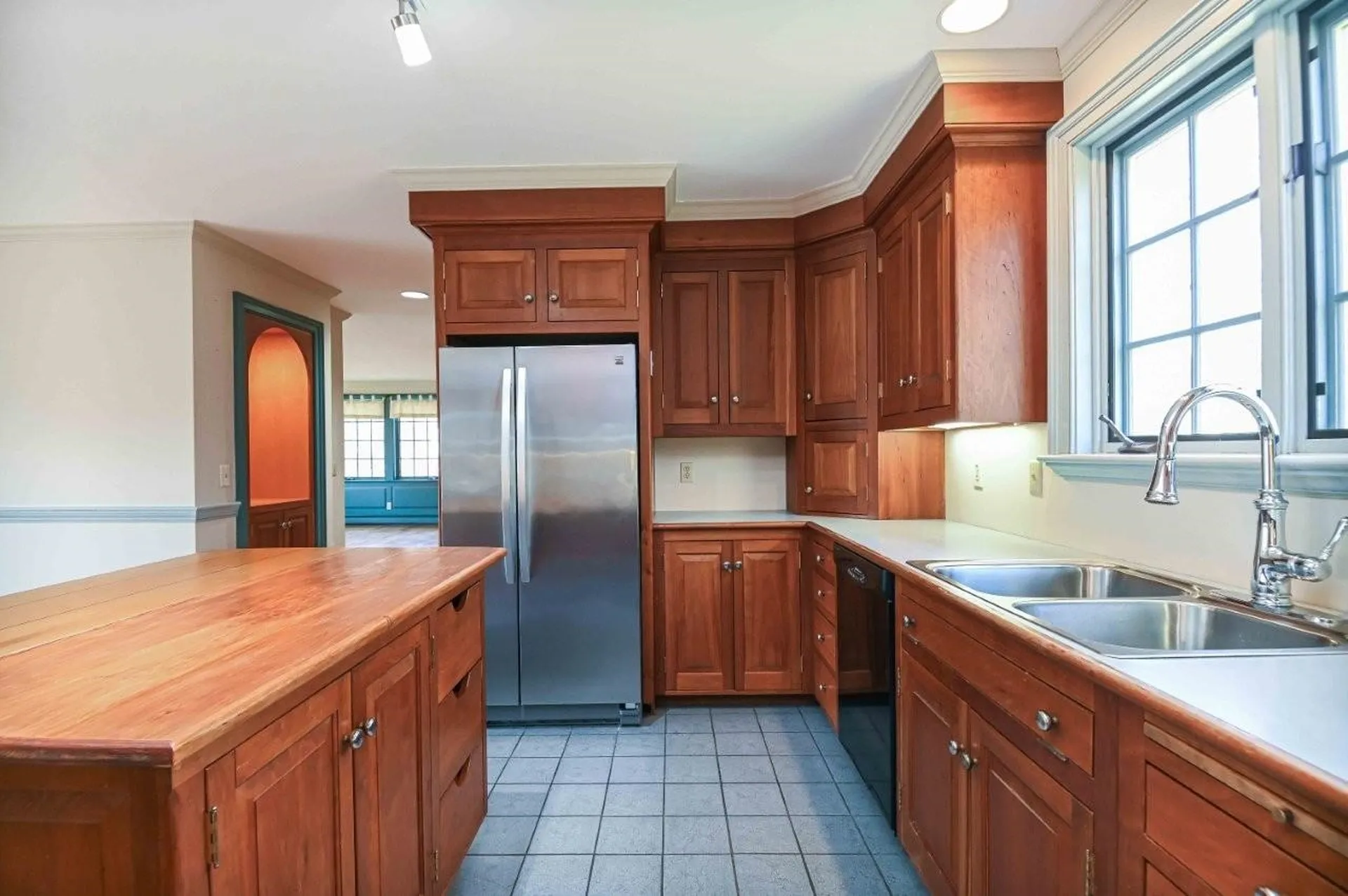 4 Hemming Way York ME 03909