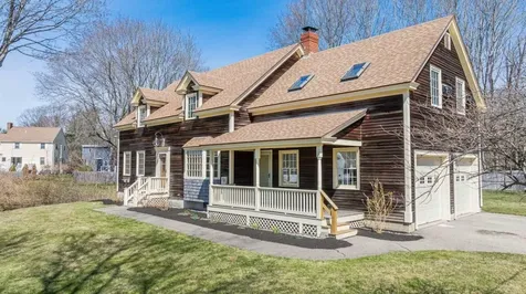 4 Hemming Way York ME 03909