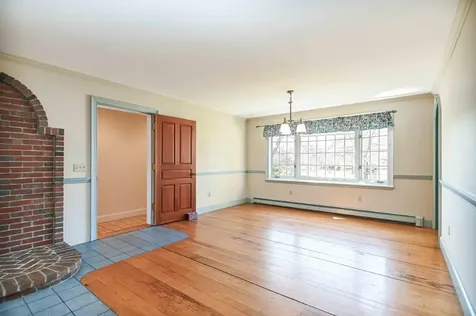 4 Hemming Way York ME 03909